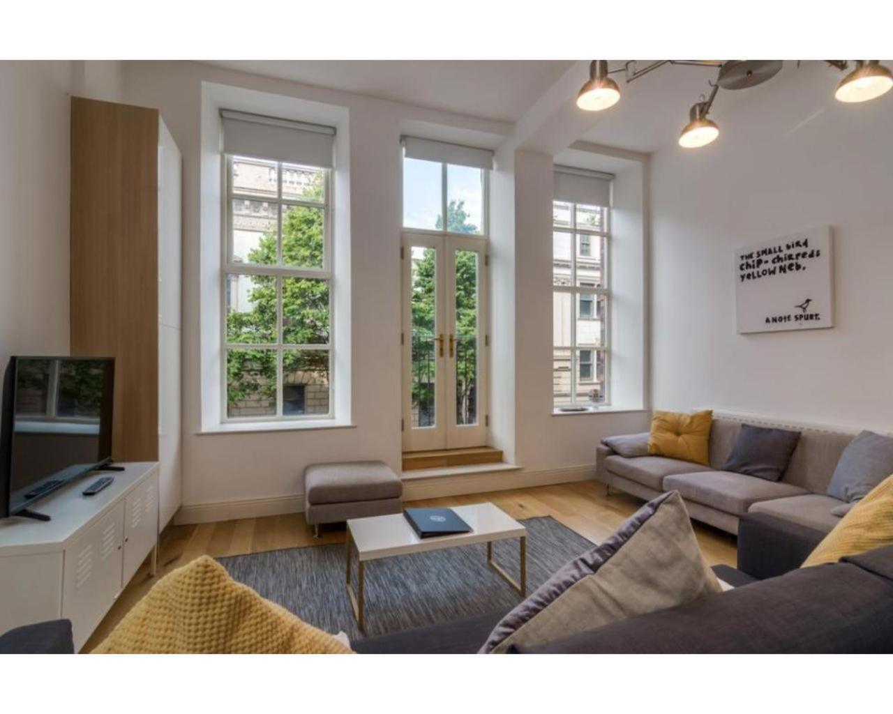 Fitzrovia Mansion Apartments In Belfast'S Cathedral Quarter Екстер'єр фото